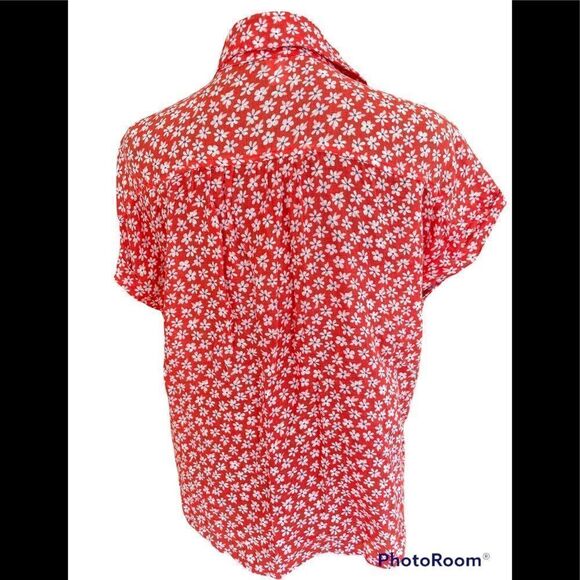 Old Navy linen/ cotton blend red floral tie front top, size M. - Picture 4 of 6